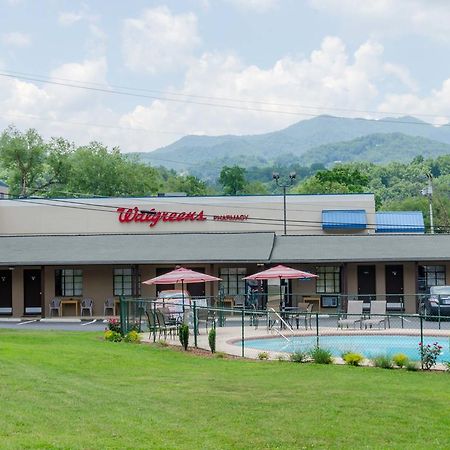 Relax Inn - Bryson City Extérieur photo