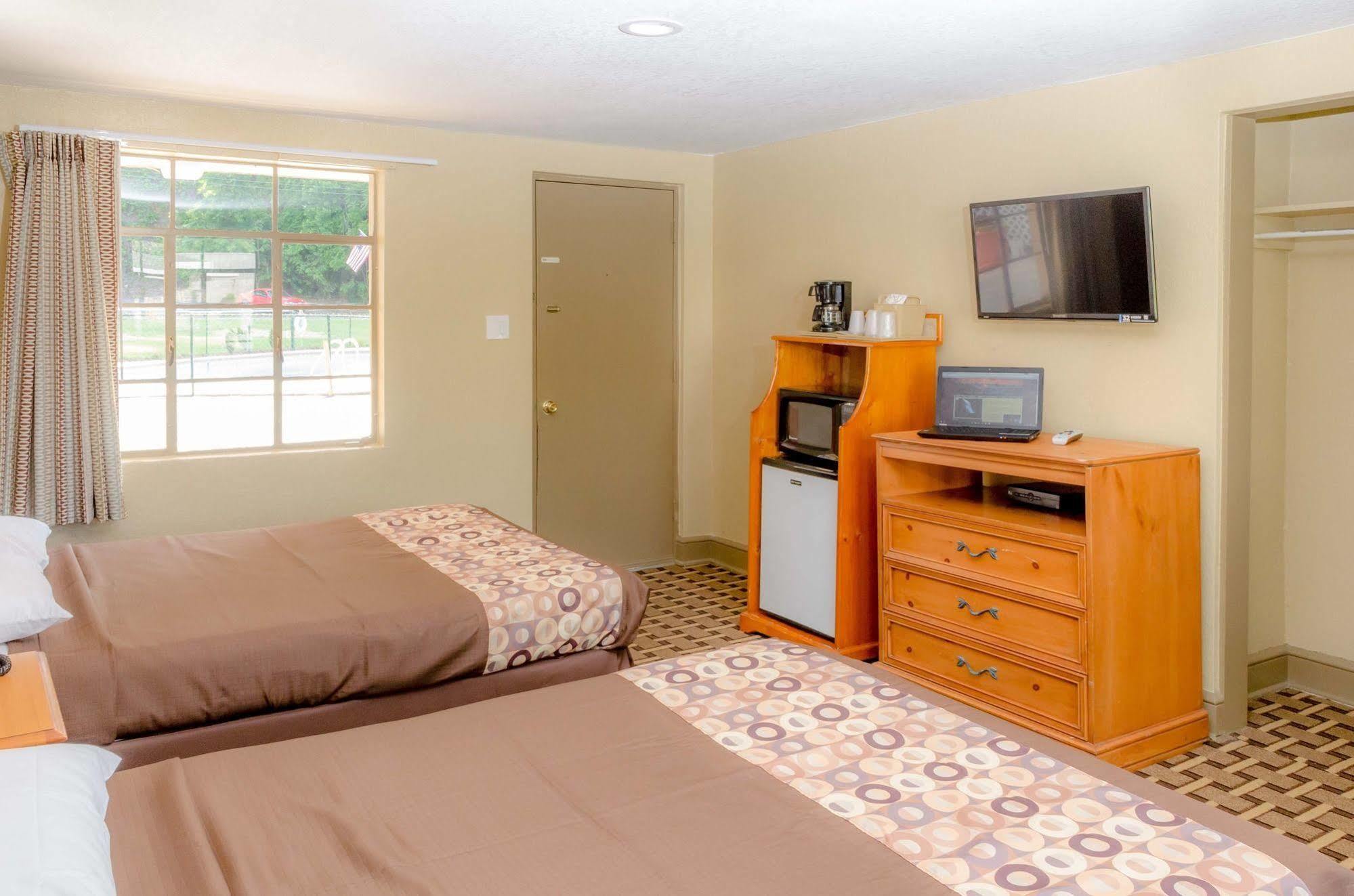 Relax Inn - Bryson City Extérieur photo